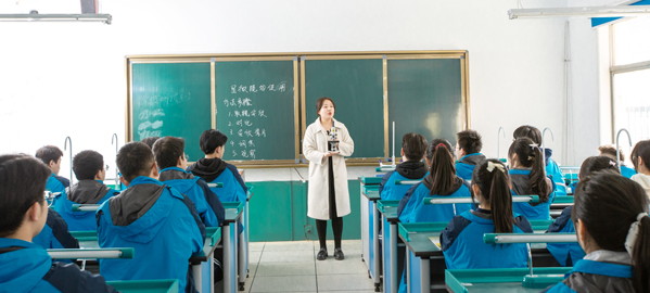 黄陵引入导师机制，准确把握考试方向