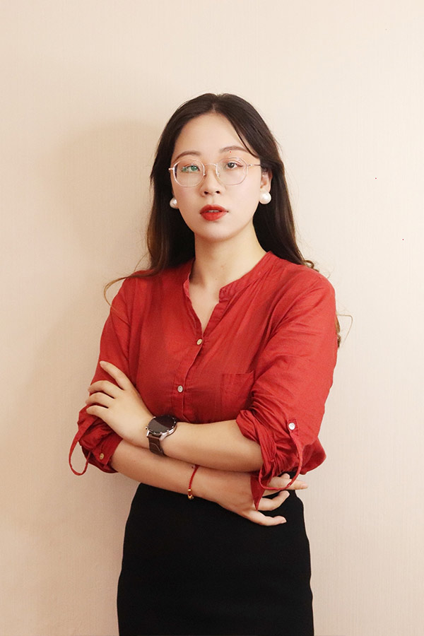 黄陵张治华 本科学历，毕业于陕西师范大学