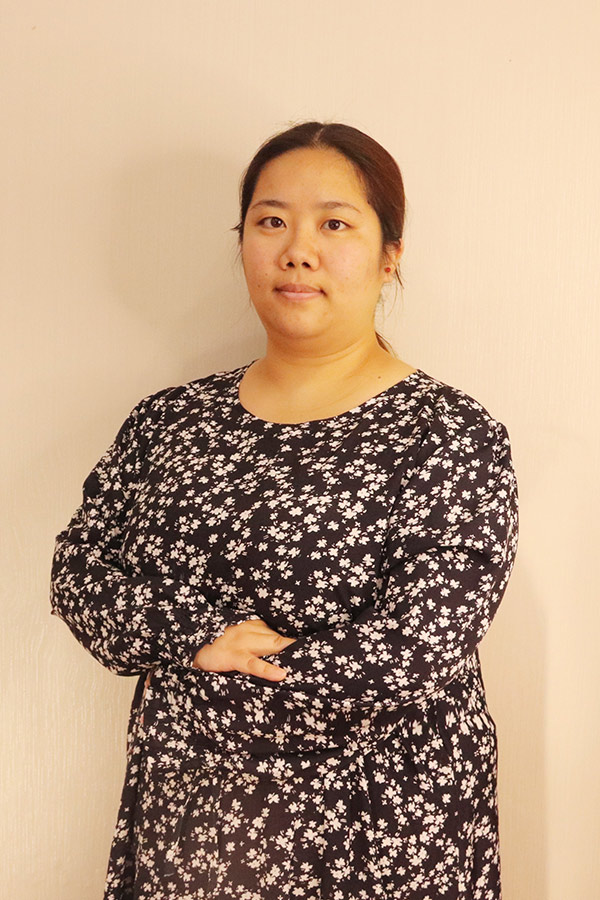 黄陵候洋  本科学历，优秀班主任